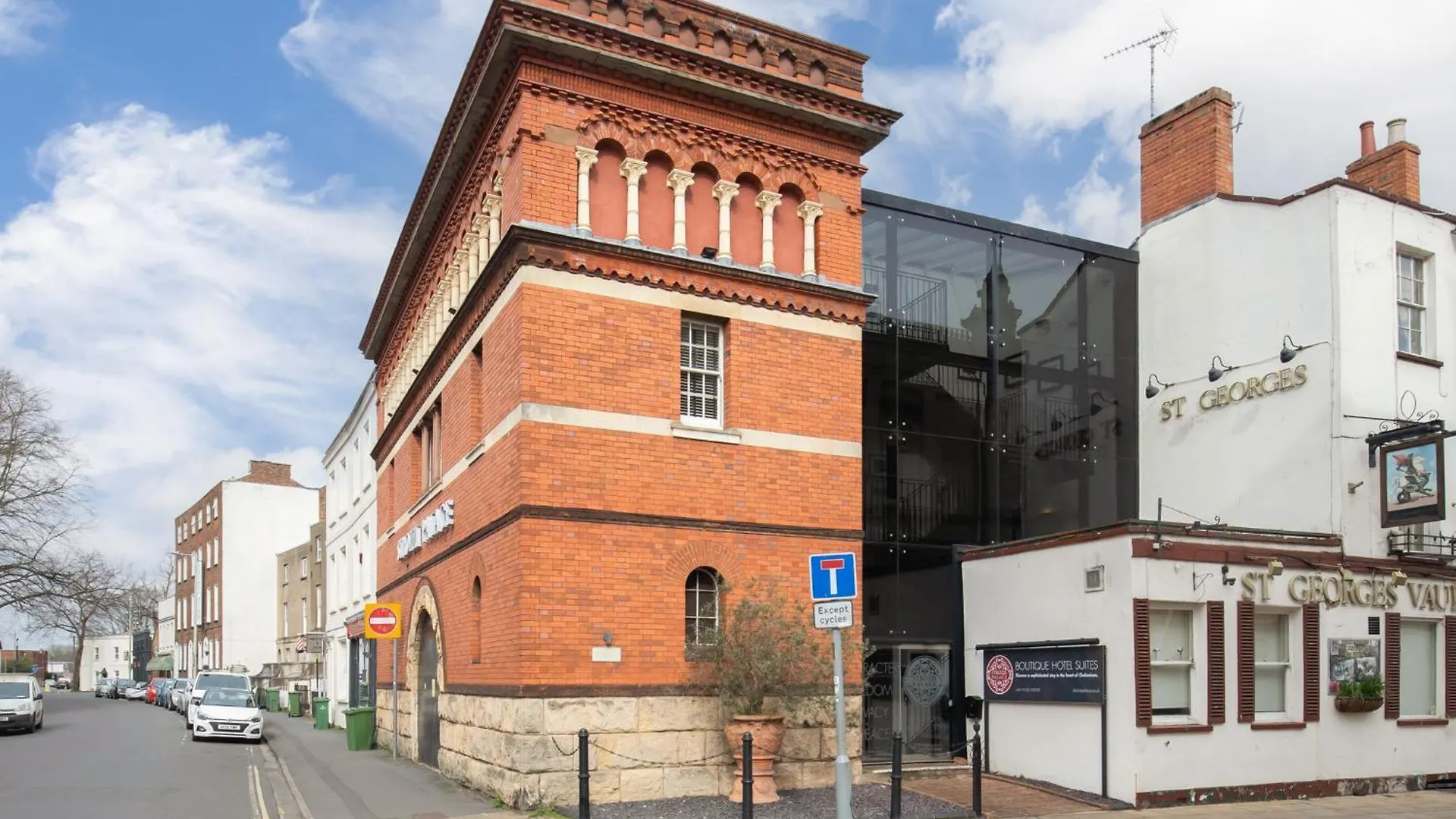 Apartment Strozzi Palace Suites By Mansley Cheltenham United Kingdom