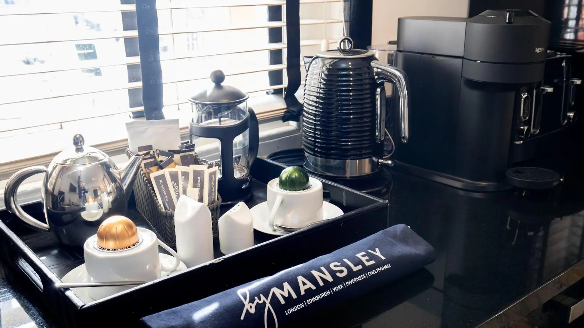 Strozzi Palace Suites By Mansley Cheltenham 0*,